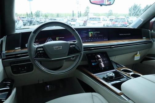 2025 Cadillac Escalade Sport Platinum