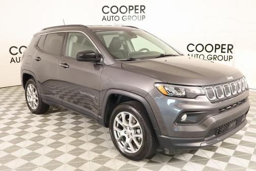 2022 Jeep Compass Latitude Lux