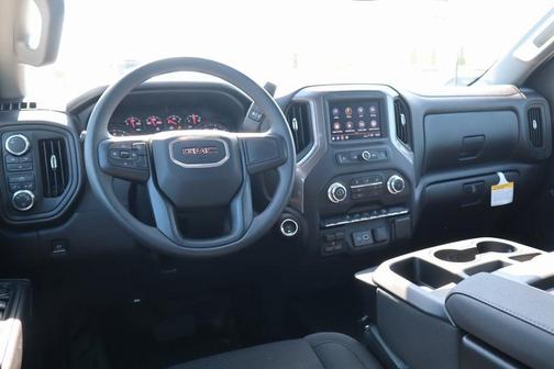 2025 GMC Sierra 2500 Pro