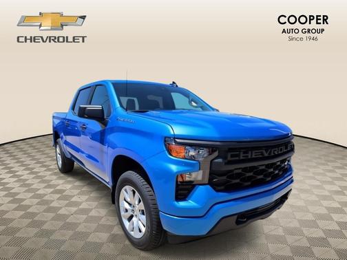 2025 Chevrolet Silverado 1500 Custom