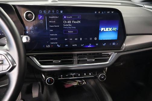 2025 Chevrolet Equinox EV LT 1
