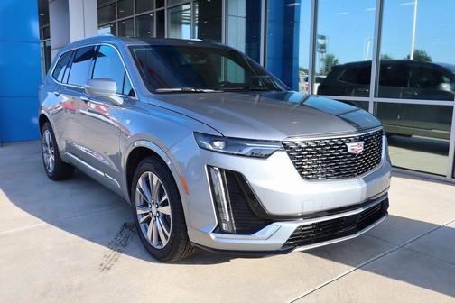 2025 Cadillac XT6 Premium Luxury FWD