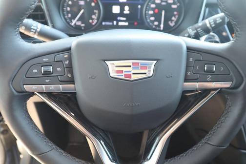 2025 Cadillac XT6 Premium Luxury FWD