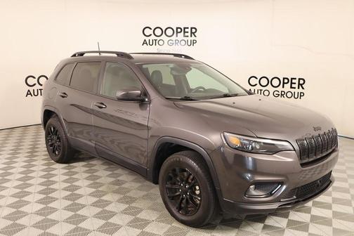 2023 Jeep Cherokee Altitude Lux