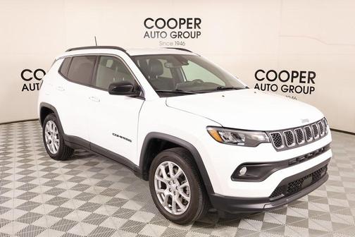 2023 Jeep Compass Latitude Lux