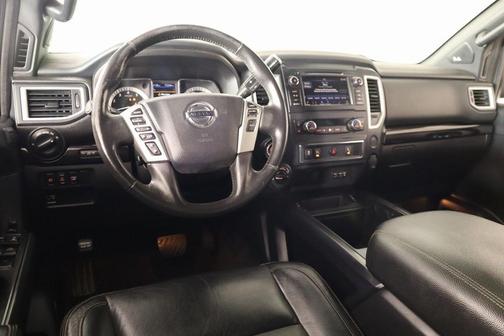 2019 Nissan Titan SL