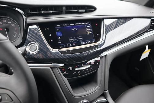 2025 Cadillac XT6 Premium Luxury FWD