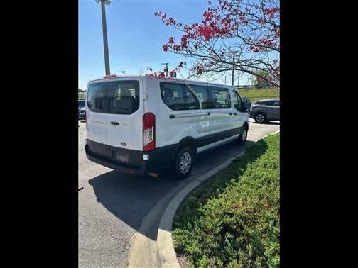 2022 Ford Transit-350 XLT