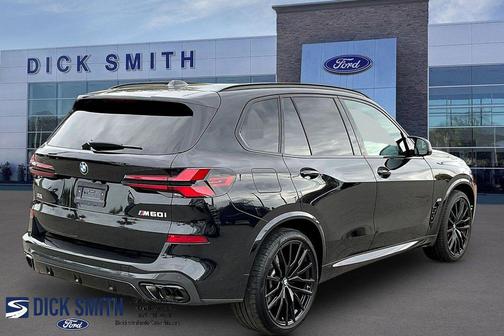 Black Sapphire Metallic 2025 BMW X5 M60i
