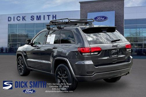 Granite Crystal Metallic Clearcoat 2020 Jeep Grand Cherokee Altitude