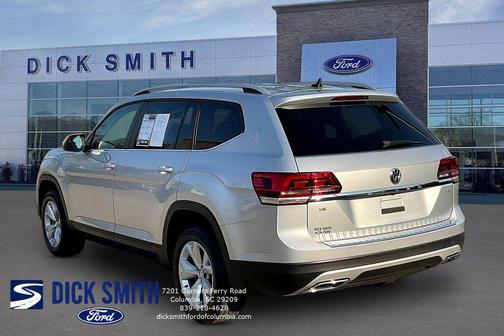 Reflex Silver Metallic 2018 Volkswagen Atlas 2.0T SE w/Technology