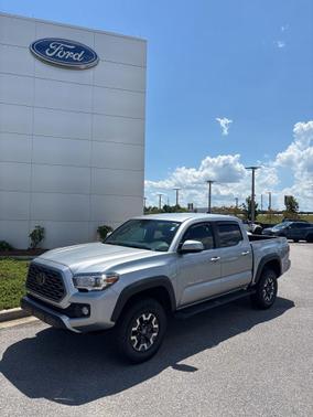 2023 Toyota Tacoma TRD Off Road