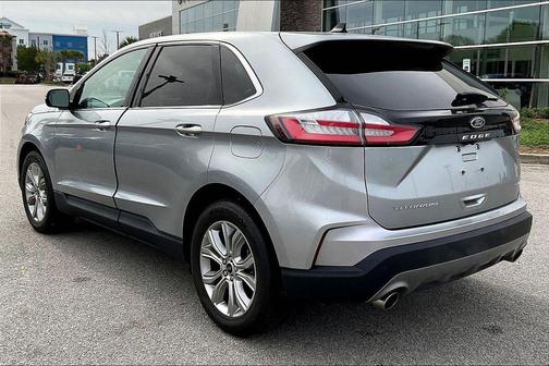 Silver Metallic 2024 Ford Edge Titanium