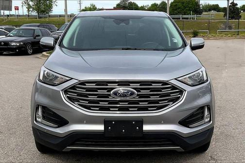 Silver Metallic 2024 Ford Edge Titanium