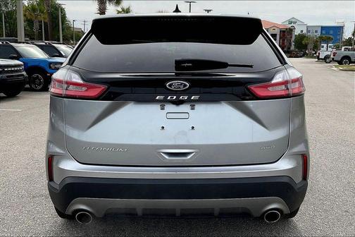 Silver Metallic 2024 Ford Edge Titanium