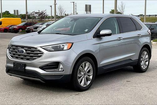 Silver Metallic 2024 Ford Edge Titanium
