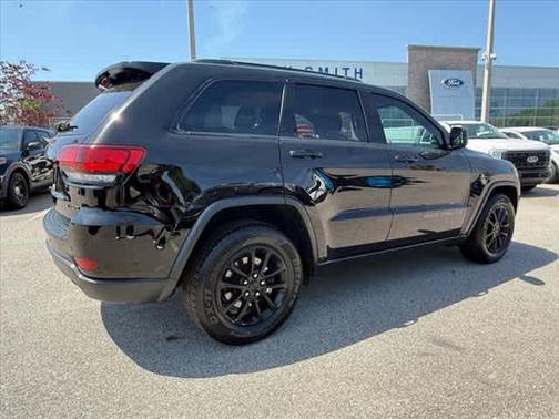 2021 Jeep Grand Cherokee Laredo