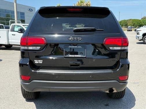 2021 Jeep Grand Cherokee Laredo