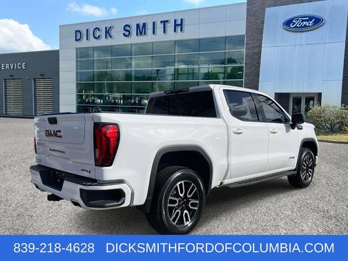 2022 GMC Sierra 1500 AT4