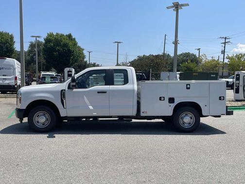 2025 Ford F-250 XL