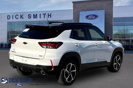 Summit White 2023 Chevrolet Trailblazer RS