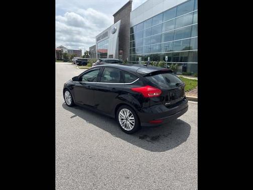 2017 Ford Focus Titanium