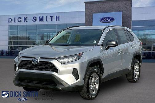 2022 Toyota RAV4 Hybrid SE