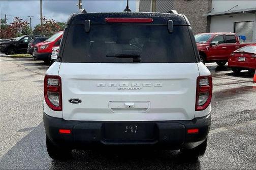 OXFORD WHITE 2025 Ford Bronco Sport OUTER BANKS