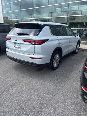 2024 Mitsubishi Outlander ES 2.5 2WD