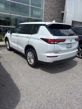 2024 Mitsubishi Outlander ES 2.5 2WD