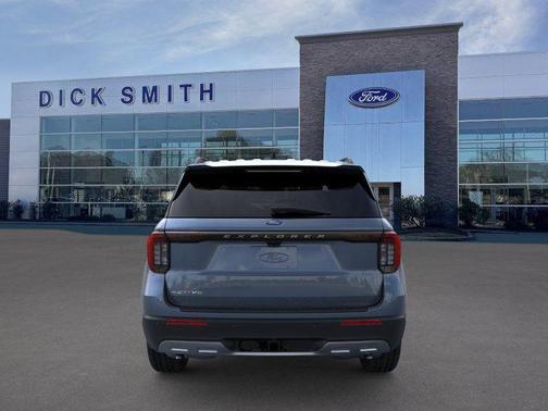 Vapor Blue Metallic 2026 Ford Explorer Active