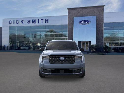 Azure Gray Metallic Tri-Coat 2026 Ford Maverick Lariat