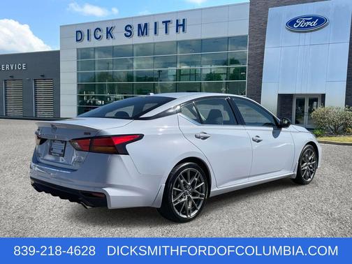 2023 Nissan Altima SR VC-Turbo FWD