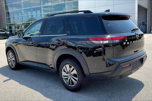 Super Black 2025 Nissan Pathfinder SV FWD