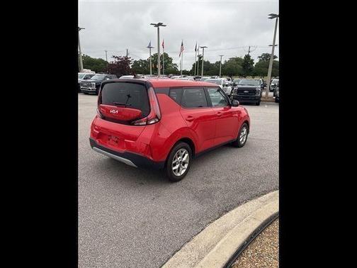 2023 Kia Soul LX