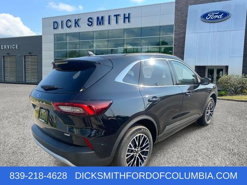 2025 Ford Escape PHEV SE