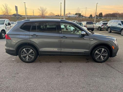 2024 Volkswagen Tiguan 2.0T Wolfsburg Edition