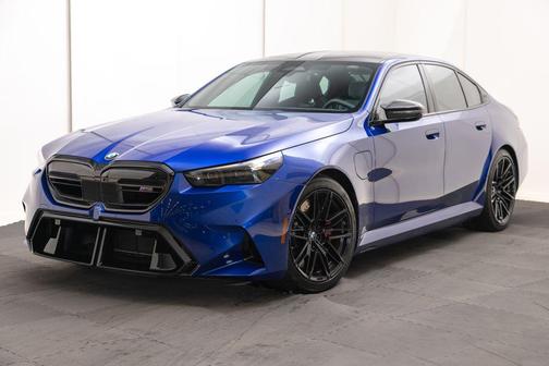 2025 BMW M5 Base