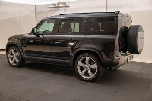 2020 Land Rover Defender 110 First Edition