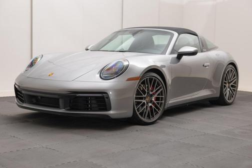 2022 Porsche 911 Targa 4S