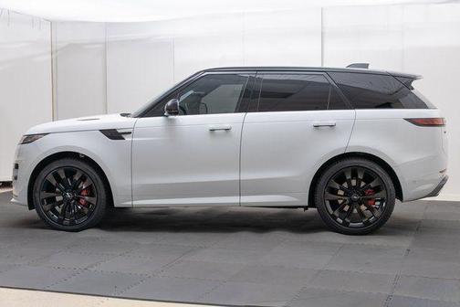2024 Land Rover Range Rover Sport SE