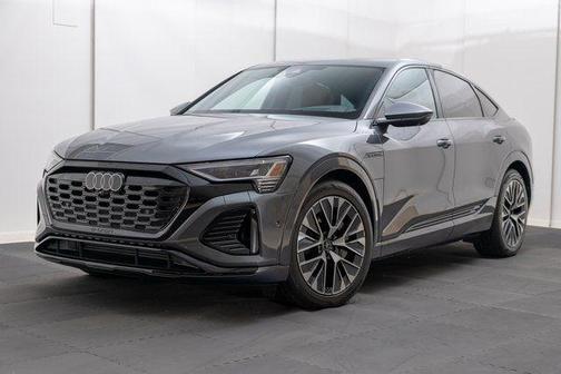 2024 Audi Q8 e-tron Prestige