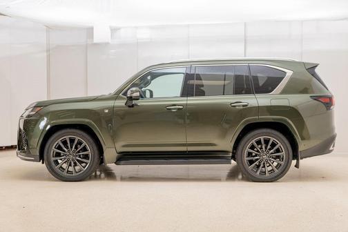 2025 Lexus LX 700h F SPORT