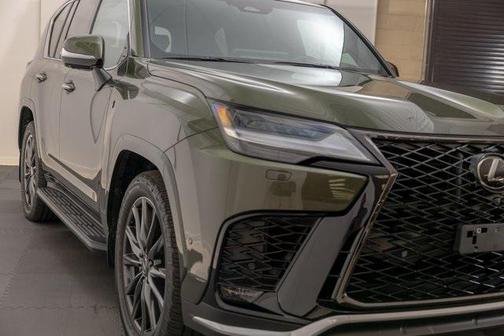 2025 Lexus LX 700h F SPORT