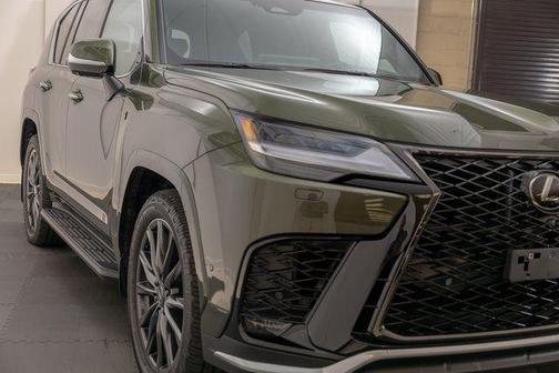 2025 Lexus LX 700h F SPORT