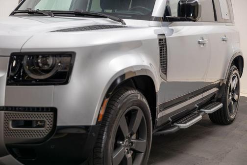 2023 Land Rover Defender 110 X-Dynamic SE