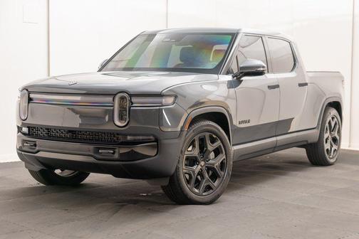 2025 Rivian R1T Adventure