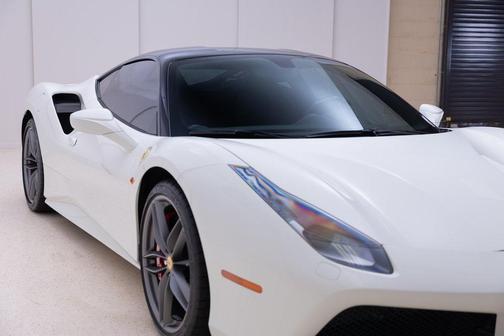 2018 Ferrari 488 GTB Base