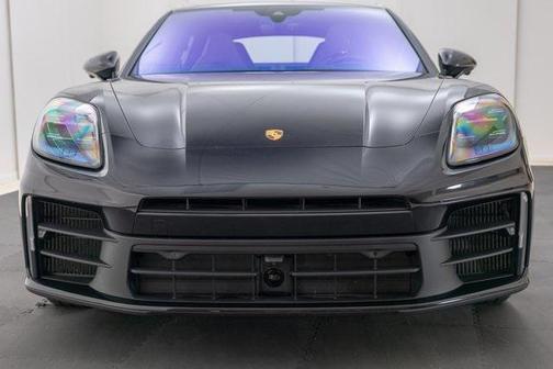 2025 Porsche Panamera 4