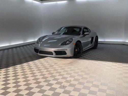 2025 Porsche 718 Cayman Style Edition
